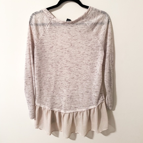 Sweater - Picture 4 of 4